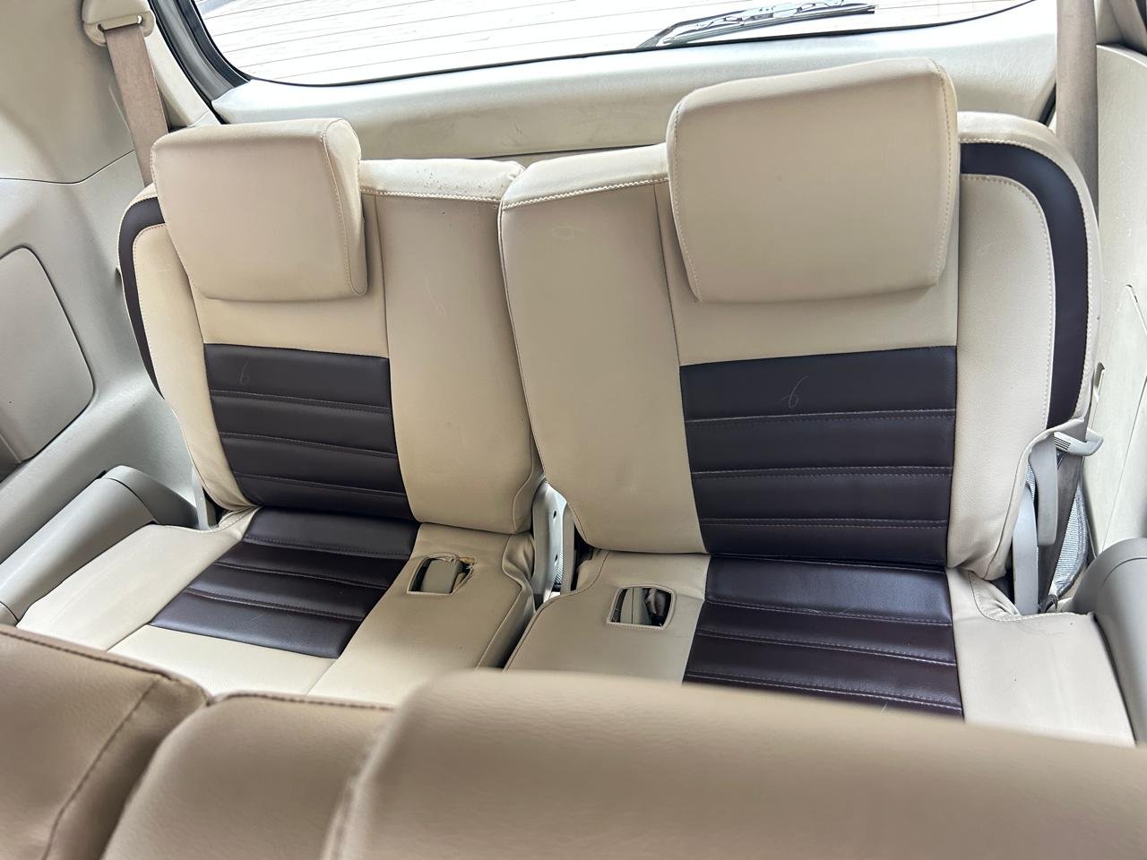 Innova 2.5 V